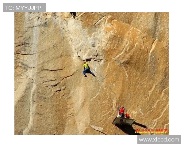 重庆攀岩队的运营揭秘：深度解析攀岩运动的魅力与挑战